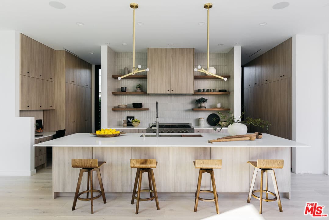 Hubbard Street - Culver City Modern - Image 12